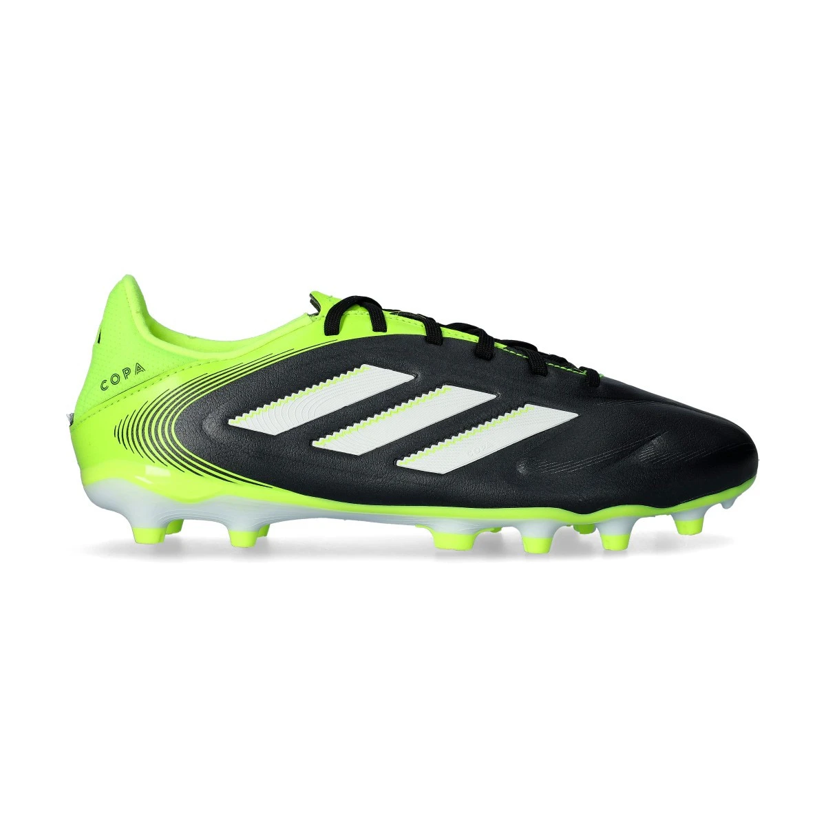 Chuteira adidas Copa Pure III League FG/MG