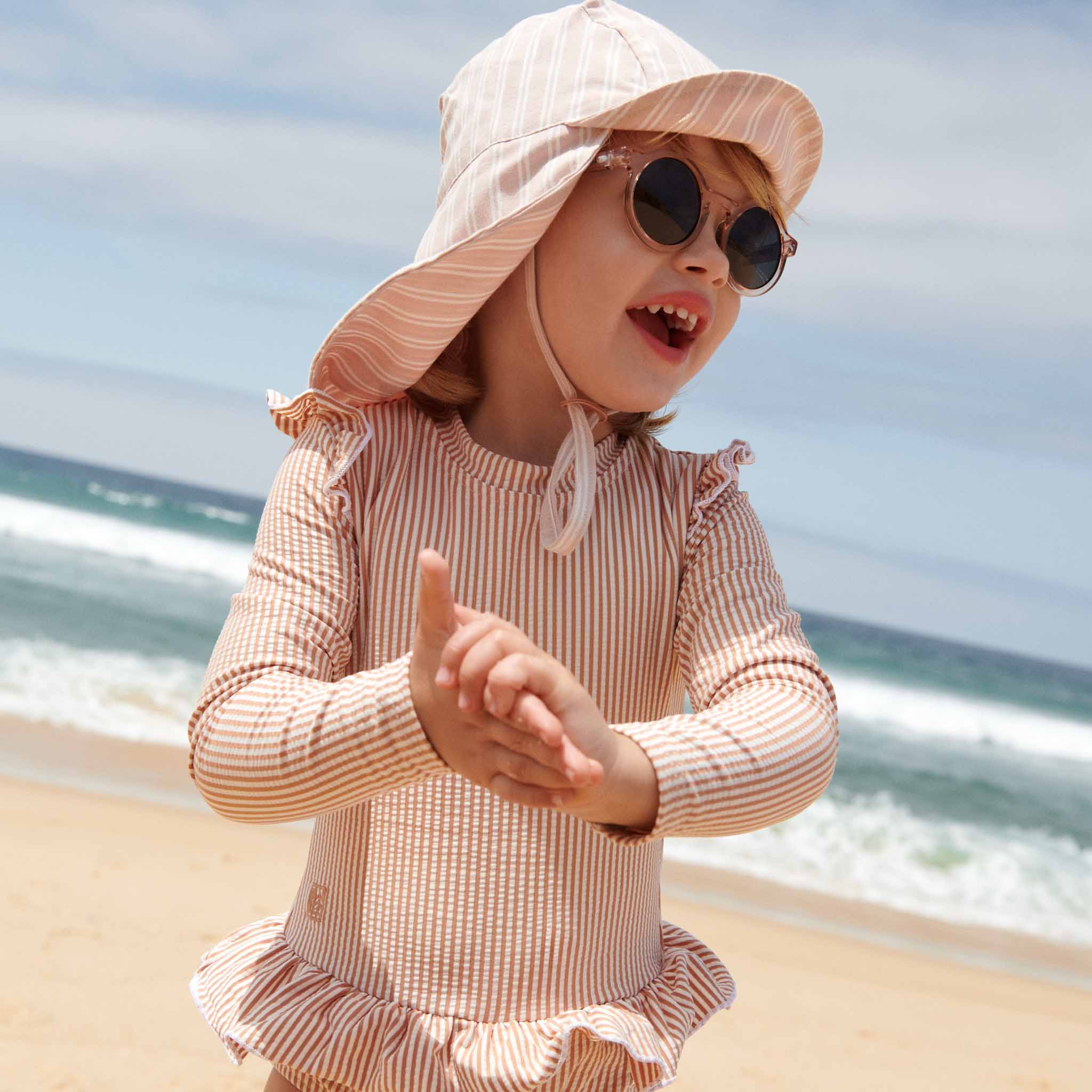 Sonnenbrille Darla 1-3 J. Rose transparent