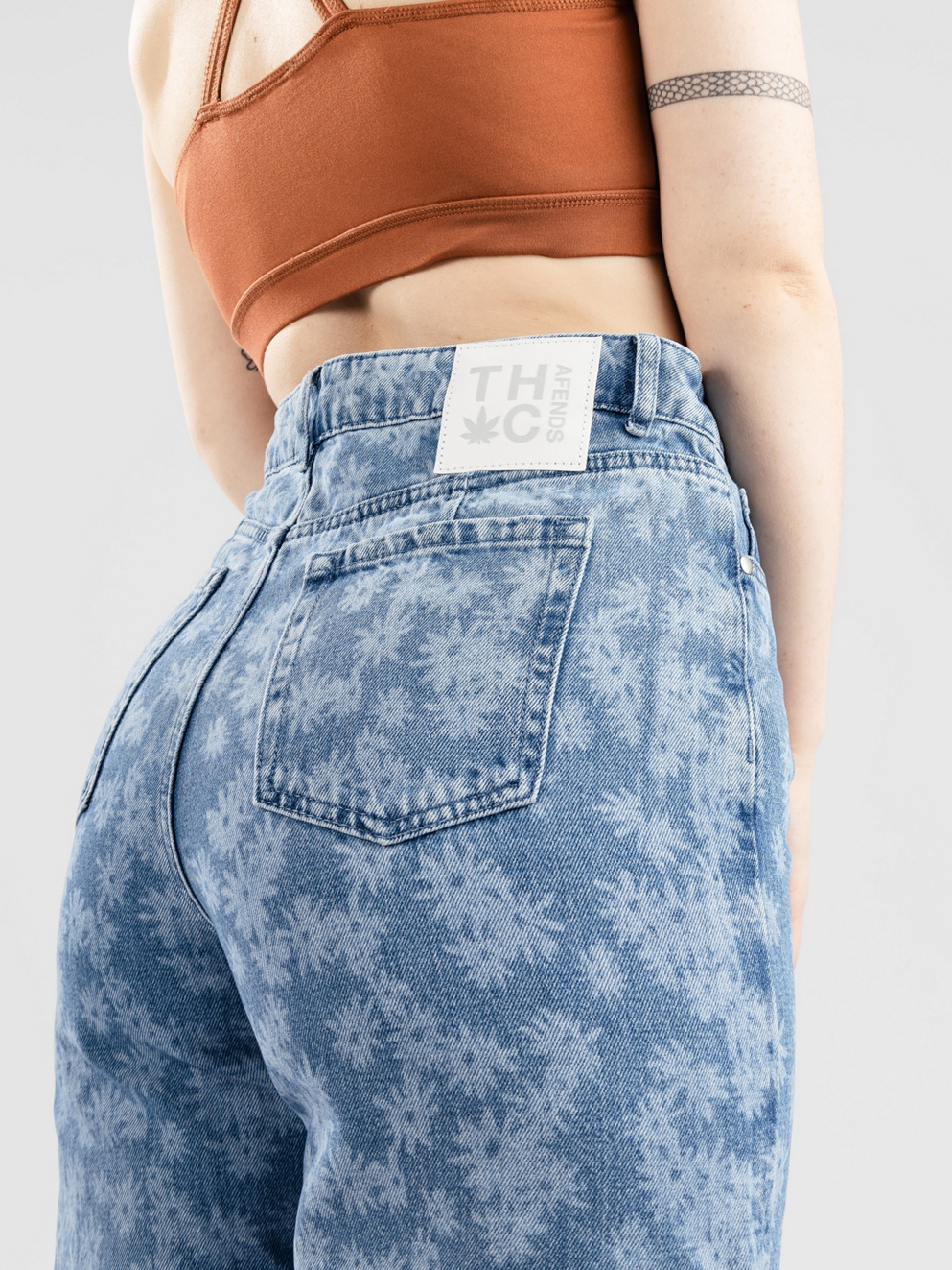 Afends Fink Gigi Jeans worn blue daisy