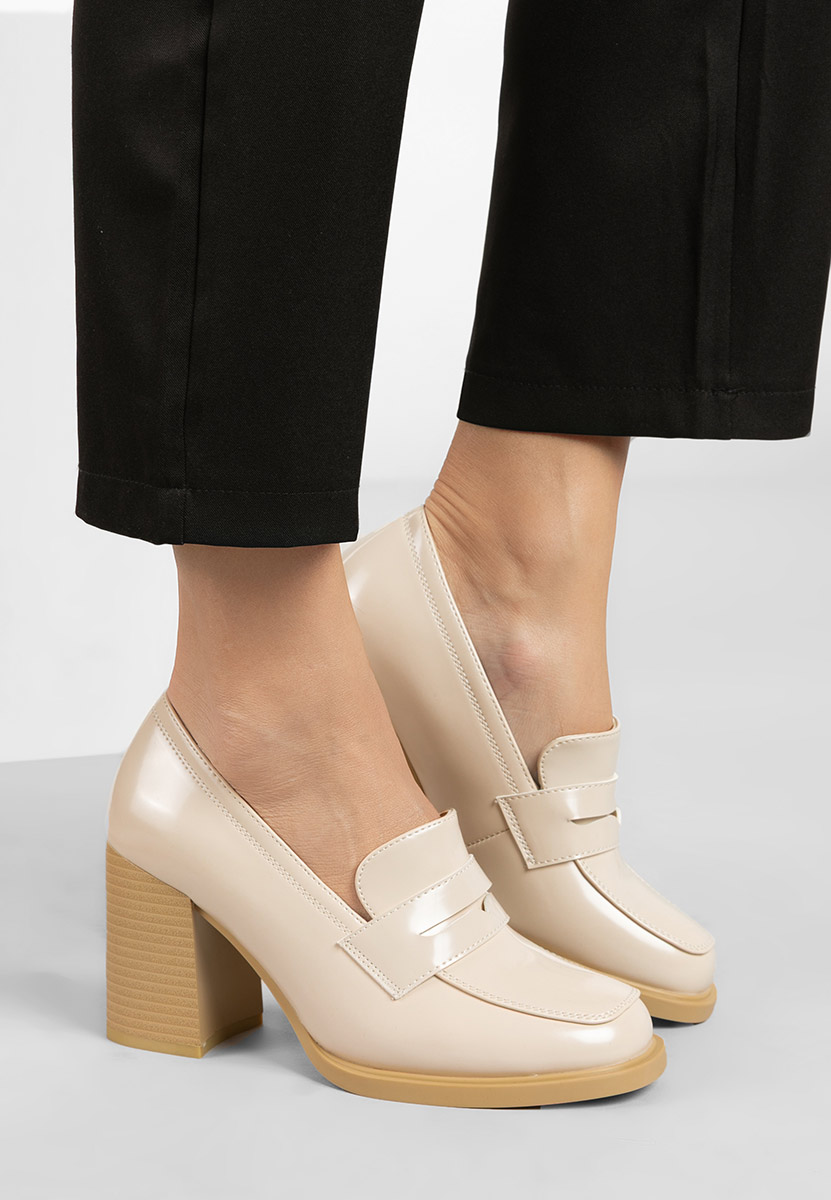 Mocassins à talon beige Odesia