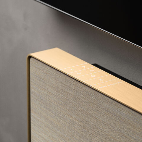 B&O Beosound Stage – exclusieve soundbar Gold Tone