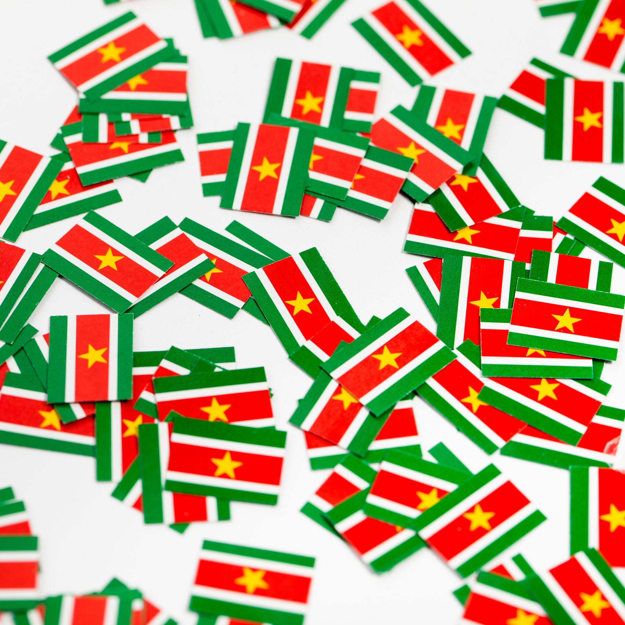 Suriname Tafelconfetti Papier 150st