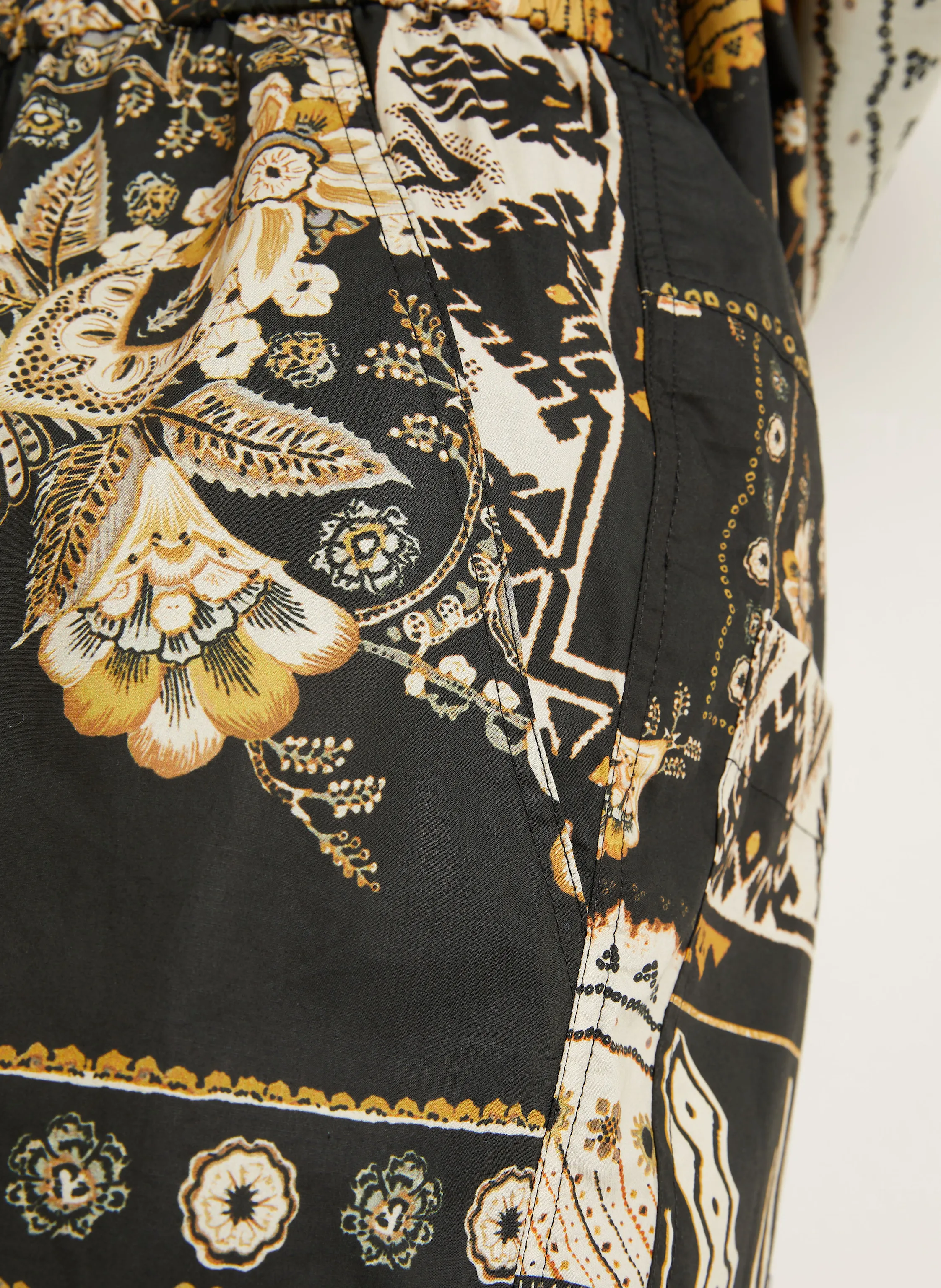 ISABEL MARANT Shorts GREGORIAN