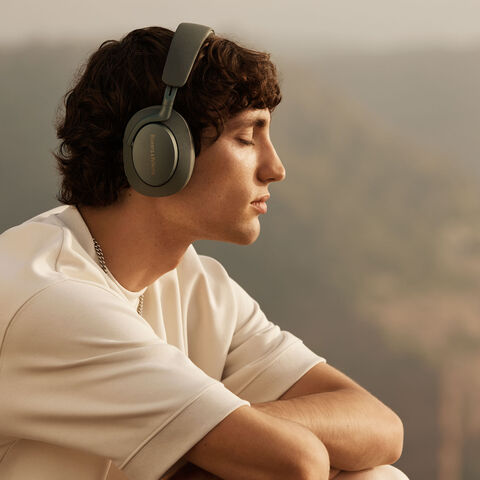 Bowers & Wilkins PX7 S2e – draadloze over-ear koptelefoon met ANC Rood