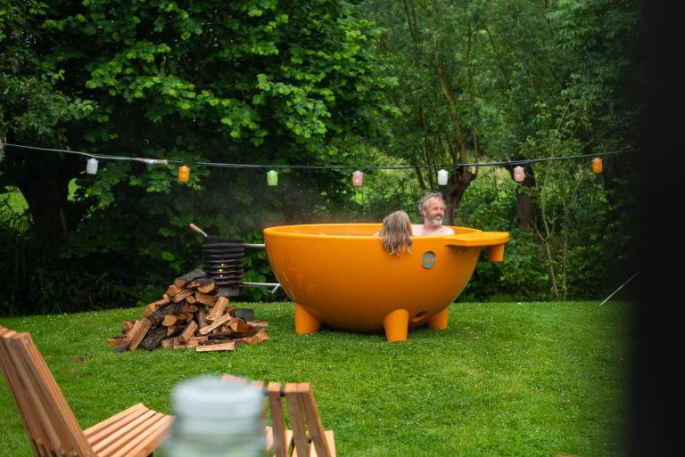 Weltevree Dutchtub Original hottub houtgestookt oranje