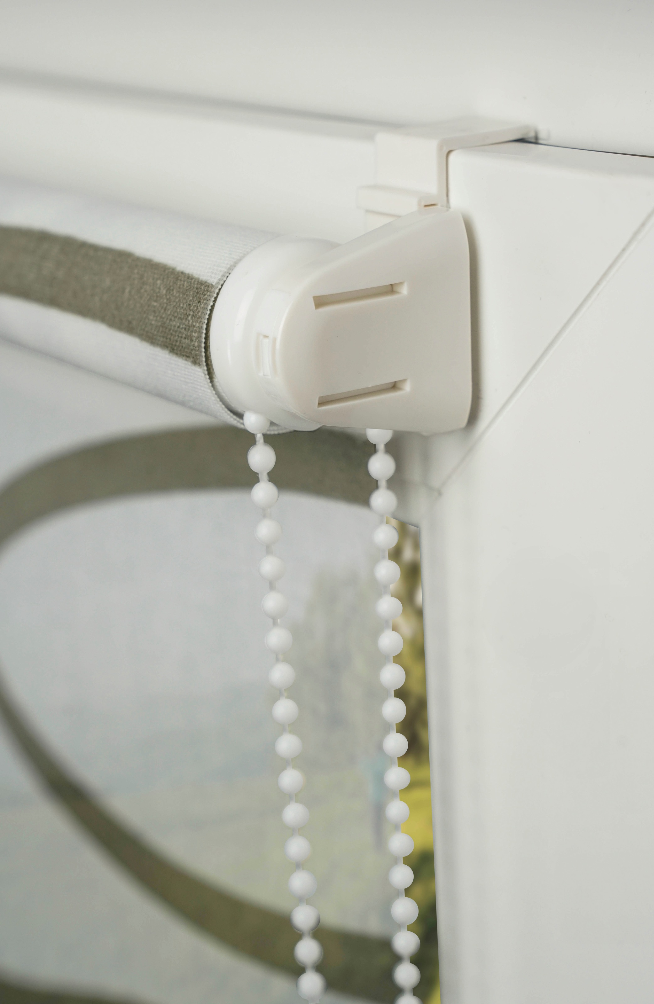 mydeco Seitenzugrollo »Win move« Lichtschutz Sichtschutz ohne Bohren freihängend mit stylischem Muster