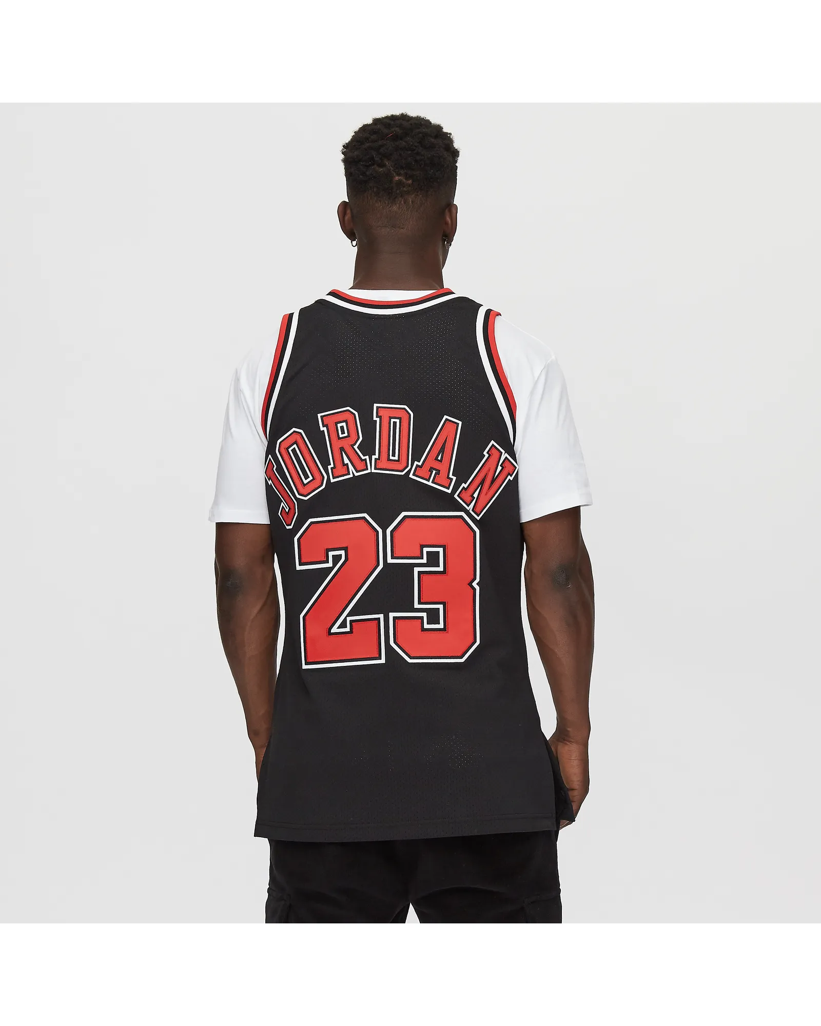 Mitchell & Ness NBA Authentic Jersey Chicago Bulls Alternate 1997-98 Michael Jordan #23