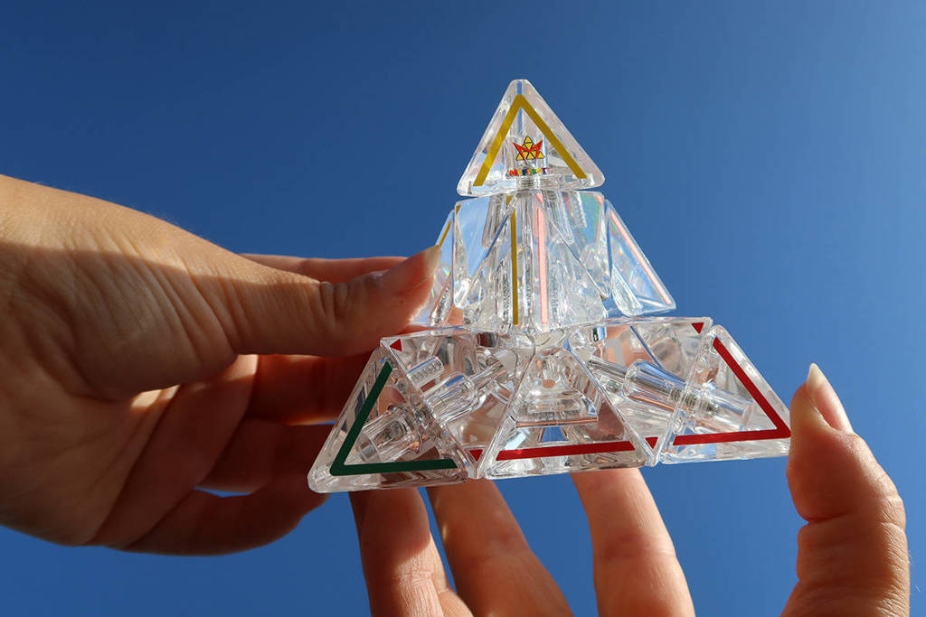 Pyraminx Crystal LE