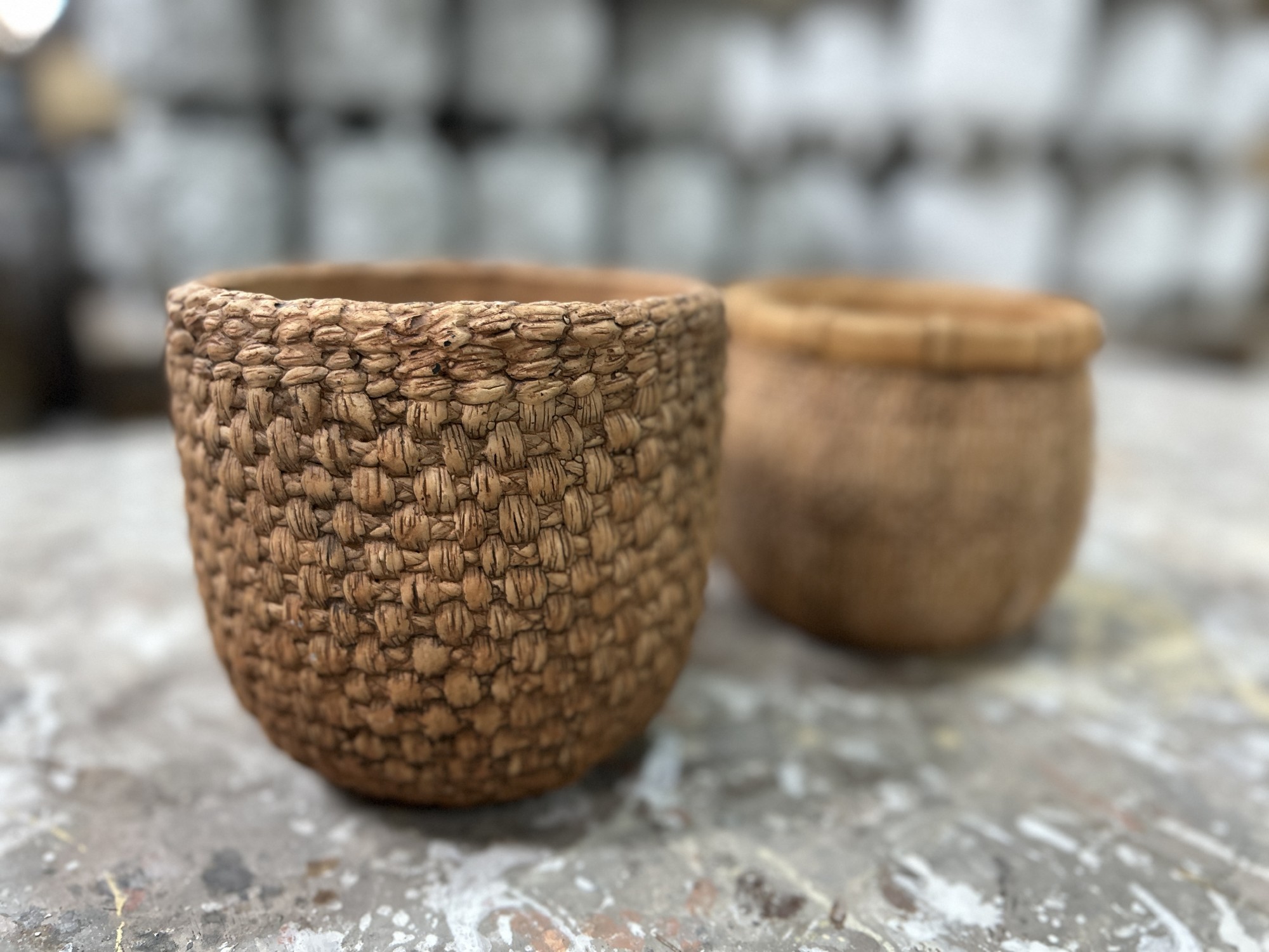 Pflanzgefäß 'Korb', aus Zement, Ø 15 cm, H 14,5 cm günstig bestellen