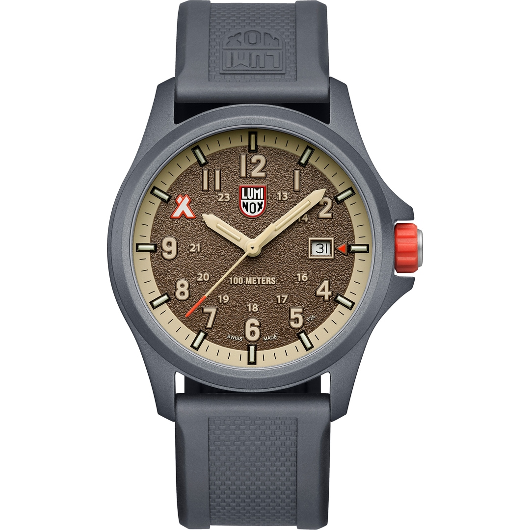 Luminox x Bear Grylls Survival Land Series