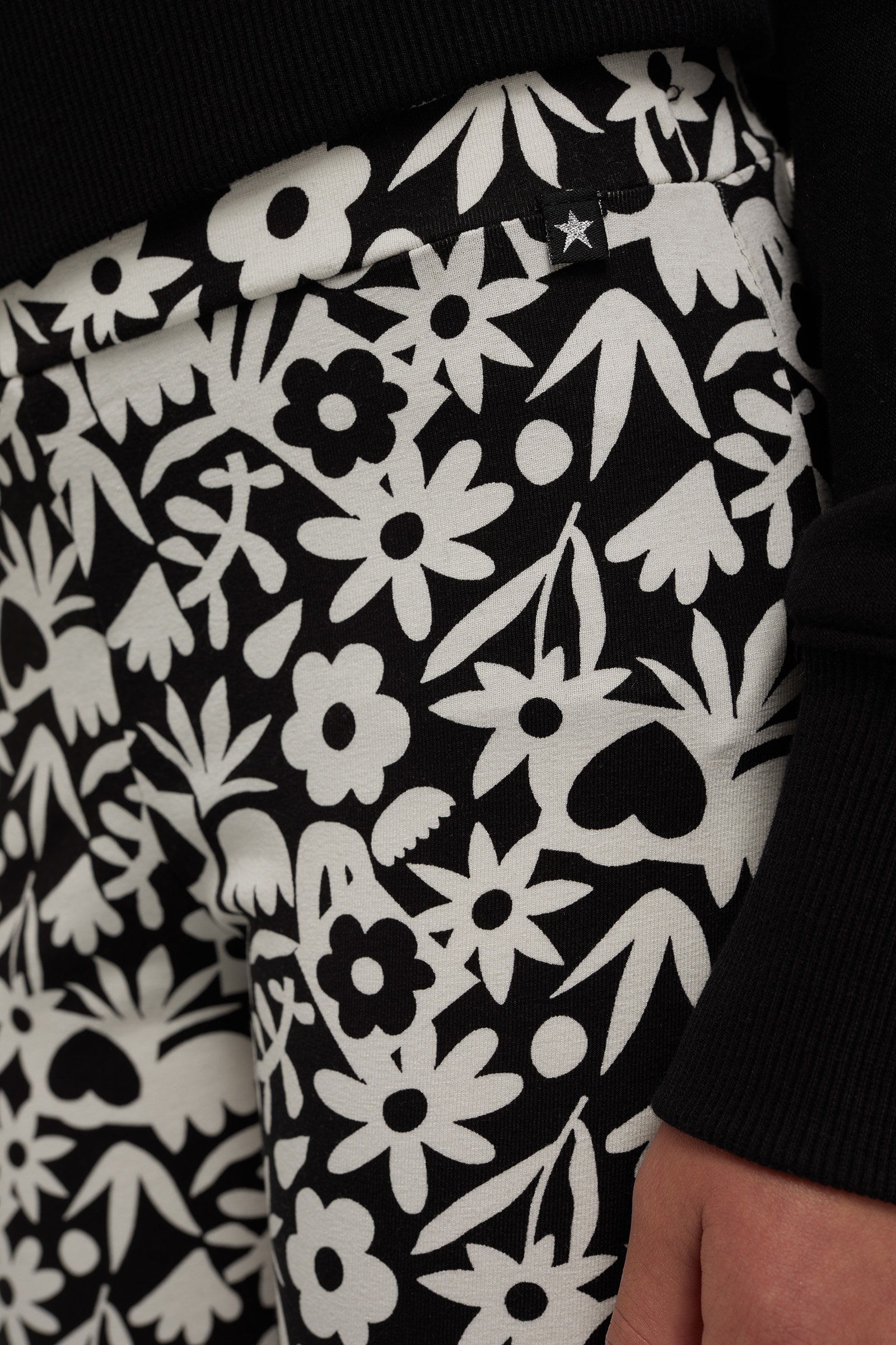 Meisjes korte legging met dessin WE Fashion Zwart