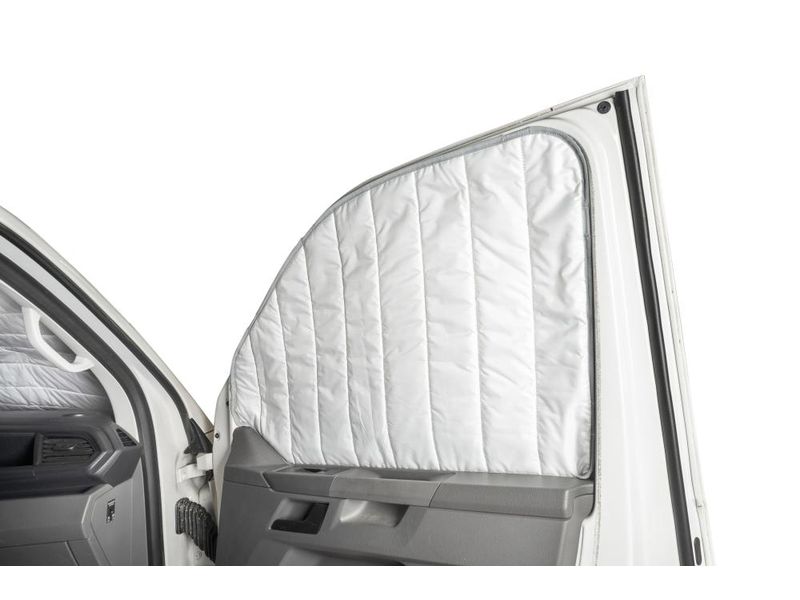 VanSpace Isolierung von Front- und Seitenscheiben, innen Hohe Dämmleistung bei Kälte