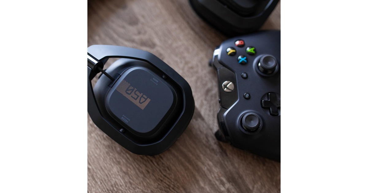 ASTRO GamingA50 Wireless headset + Basis Station over-ear gaming headset  (Zwart/goud, Pc, Mac, Xbox one)
