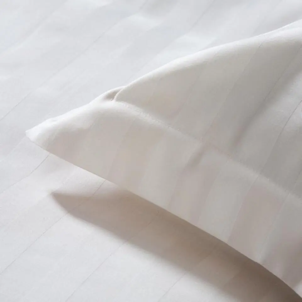 Dekbedovertrek Damai Linea Ivory Satijn-140x200/220