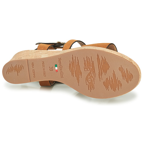 NeroGiardini - JIPPO - Cognac