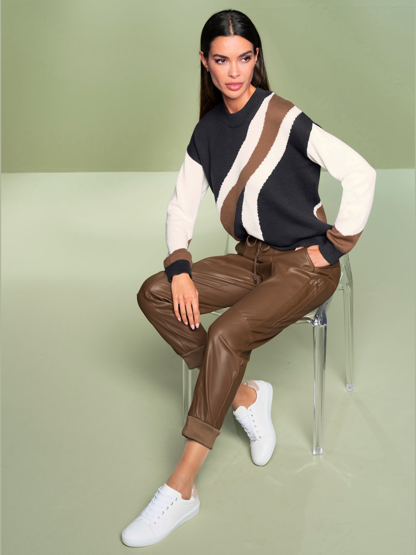 Pull combinaison de couleurs tendance