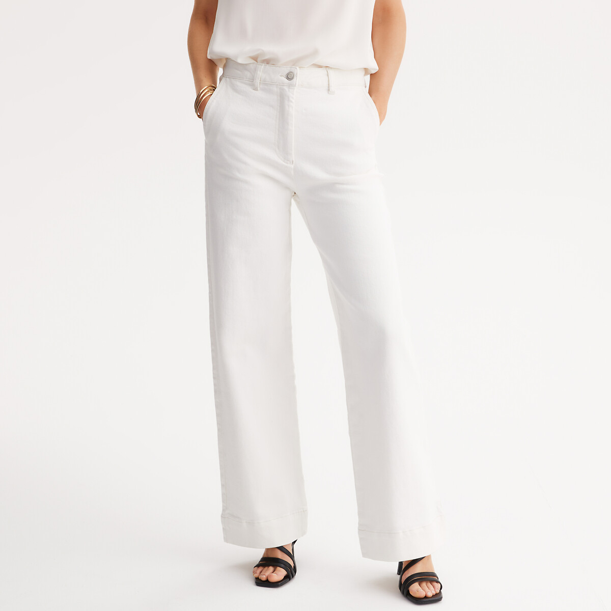 ANNE WEYBURN<br>Calça boca de sino, tecido stretch