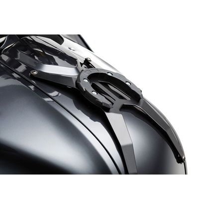 Anneau de réservoir SW-MOTECH evo - Noir