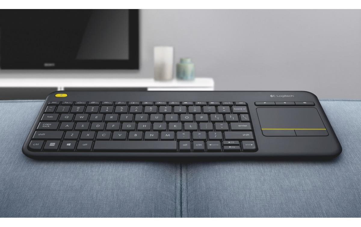 Logitech PC-Tastatur »K400 Plus CH-Layout« (Touchpad | Ziffernblock)