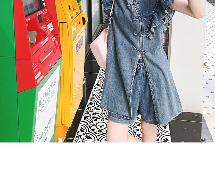 Ango - Set: Denim top met kapmouwen, kikkermotief en knopen + shorts
