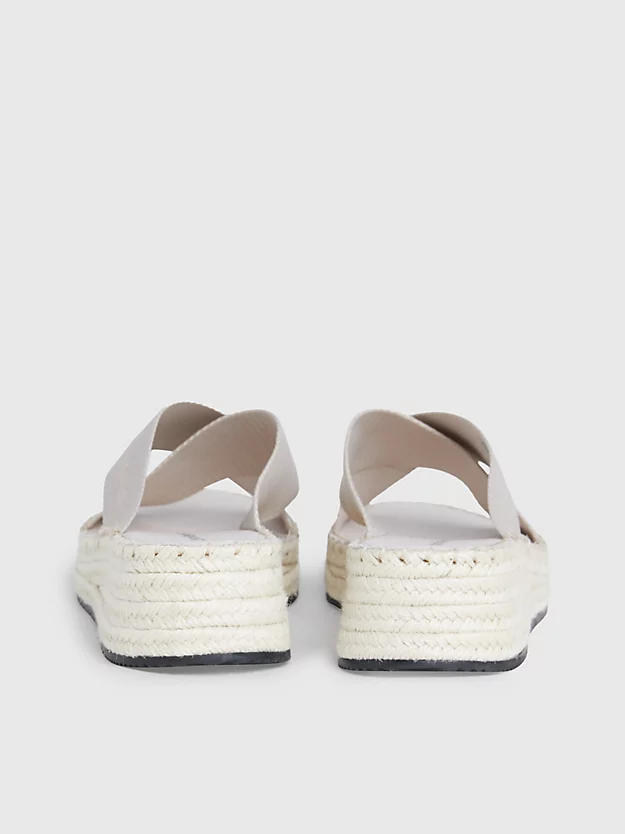 Sandálias espadrille com plataforma