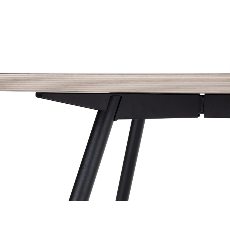 Modulor Tisch Y4 Stahl schwarz 20°