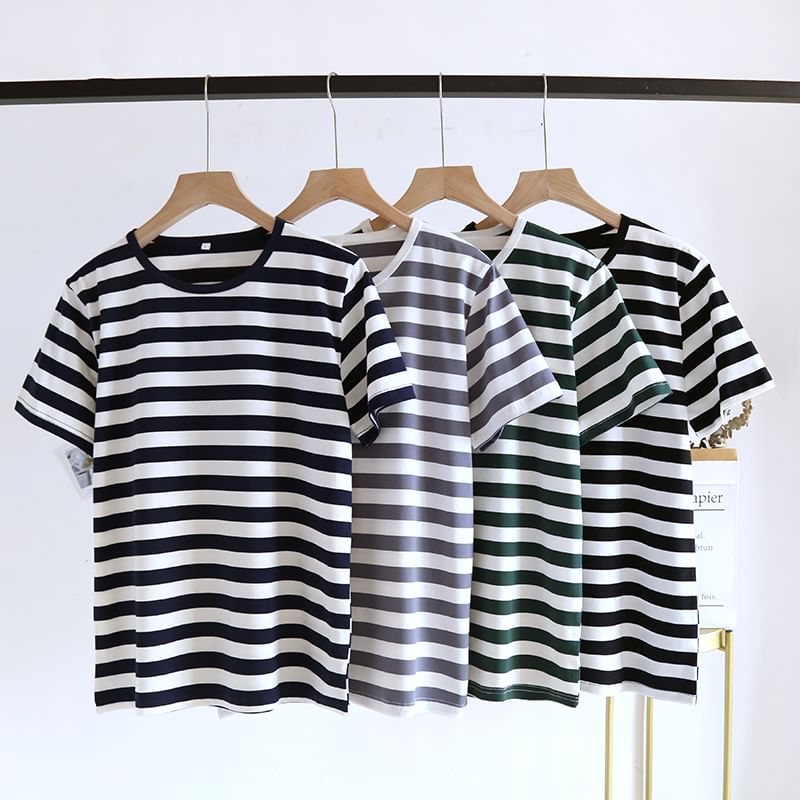 Dogini - Gestreept T-shirt met korte mouwen en ronde hals