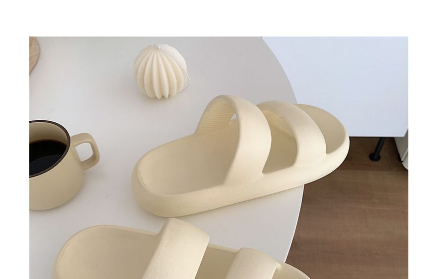 Dalli Daisy - Plateaupantoffels met bandjes