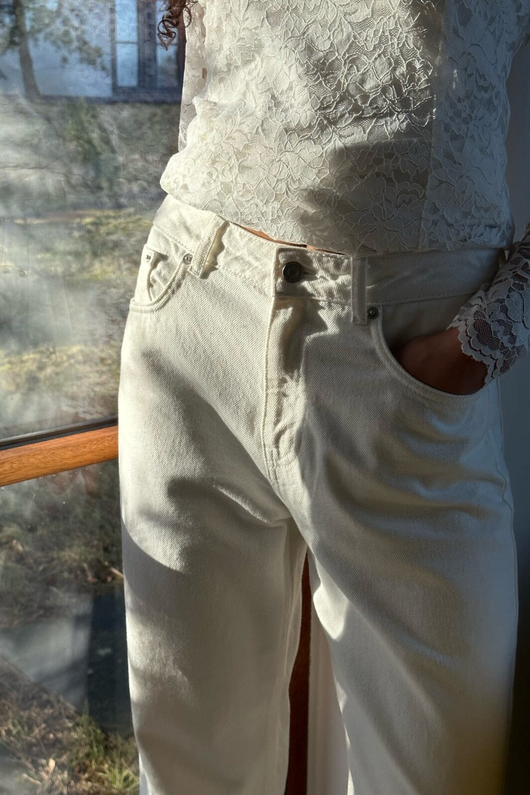 Neo Noir Simona D Pants white