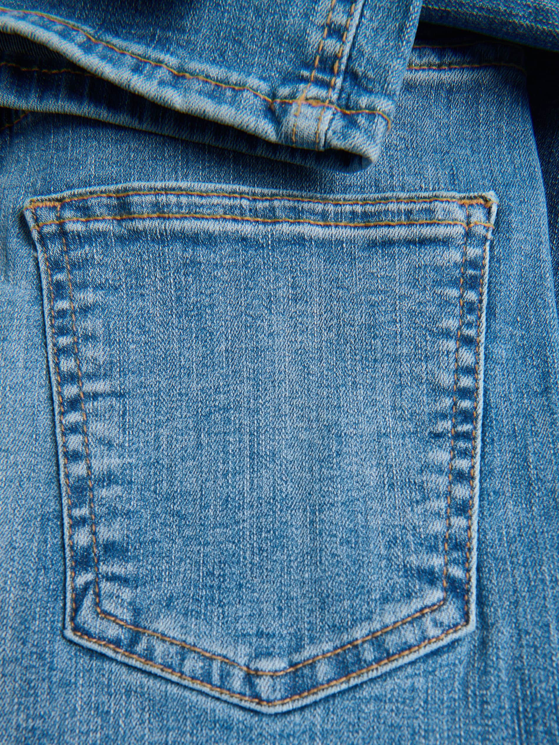 Slim straight jeans