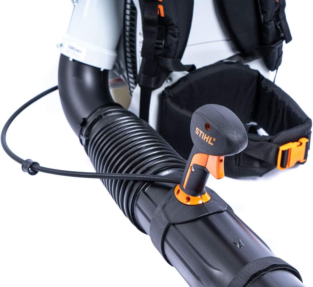 Stihl BR 700 rückentragbarer Profi-Laubbläser, mit längenverstellbarem Blasrohr und Einer max. Blaskraft von 88 m/s