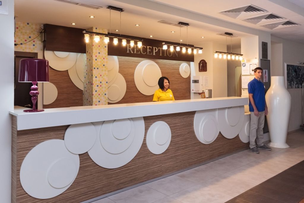 Meridian hotel (ex. Smartline Meridian) Logies en ontbijt - Hotel