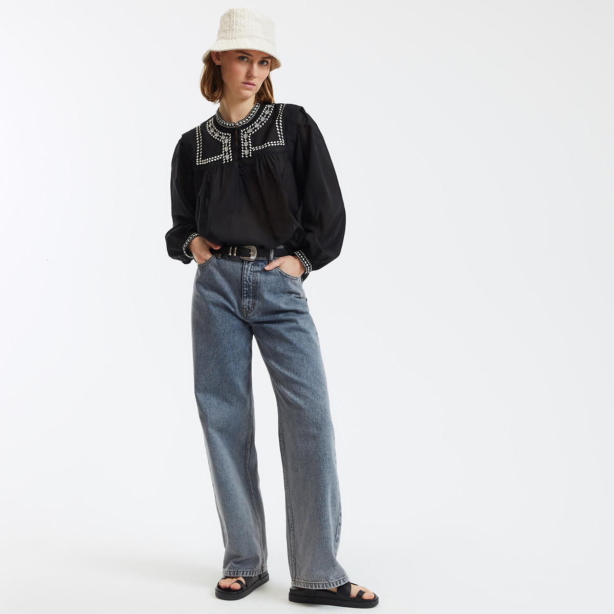COLEÇÃO LA REDOUTE<br>Blusa bordada com gola redonda e mangas compridas