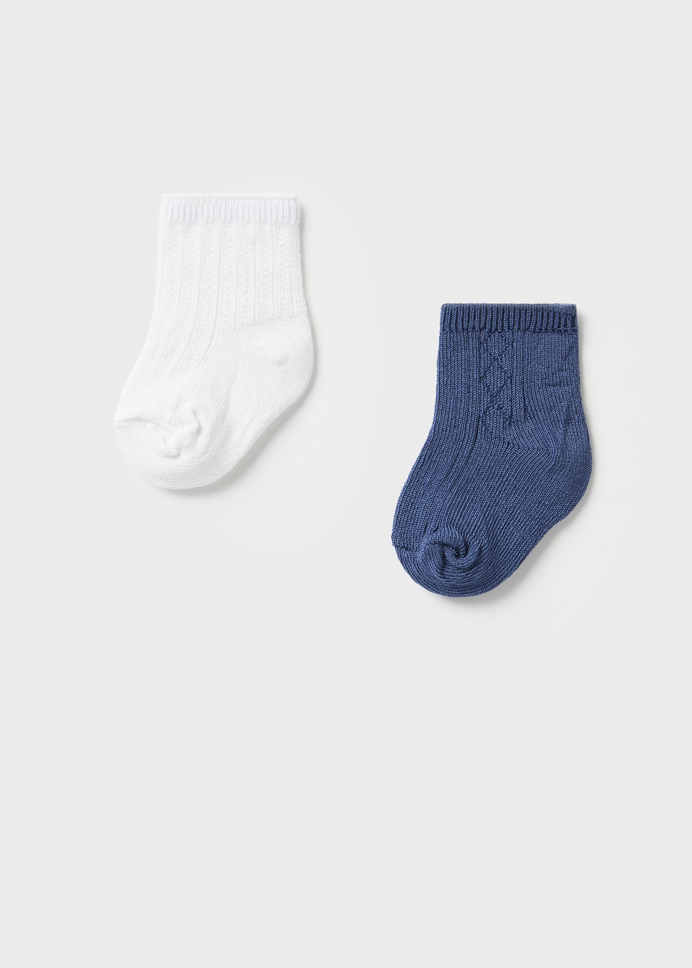 Pacote com 2 pares de meias de algodão para recém-nascidos