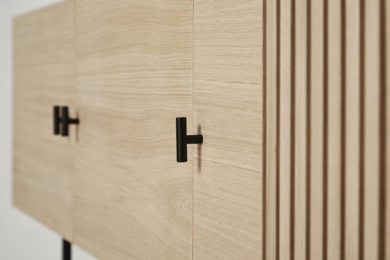 Woud Array dressoir 180 walnut veneer