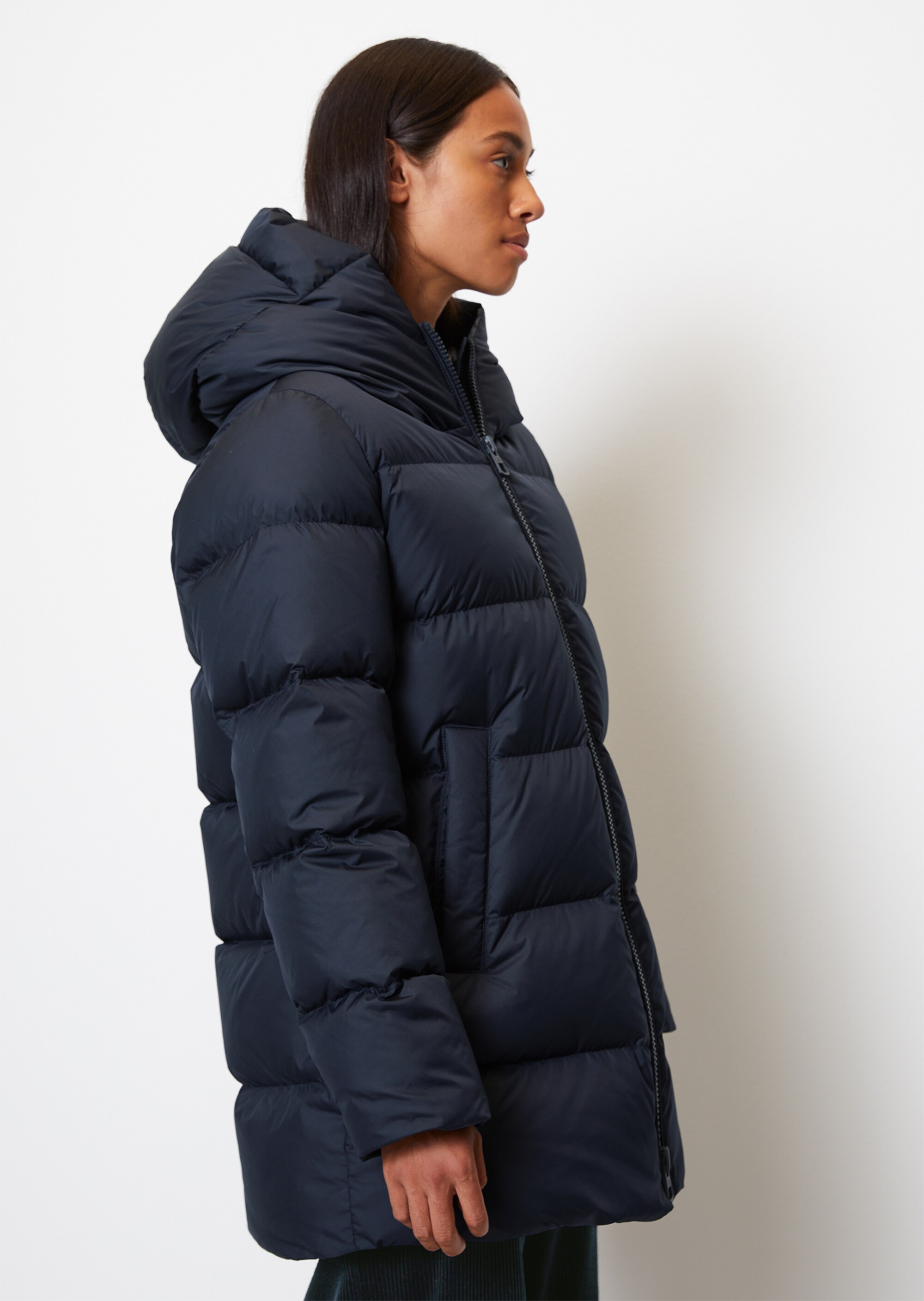 Puffer-Daunenjacke regularaus recycelten Materialien