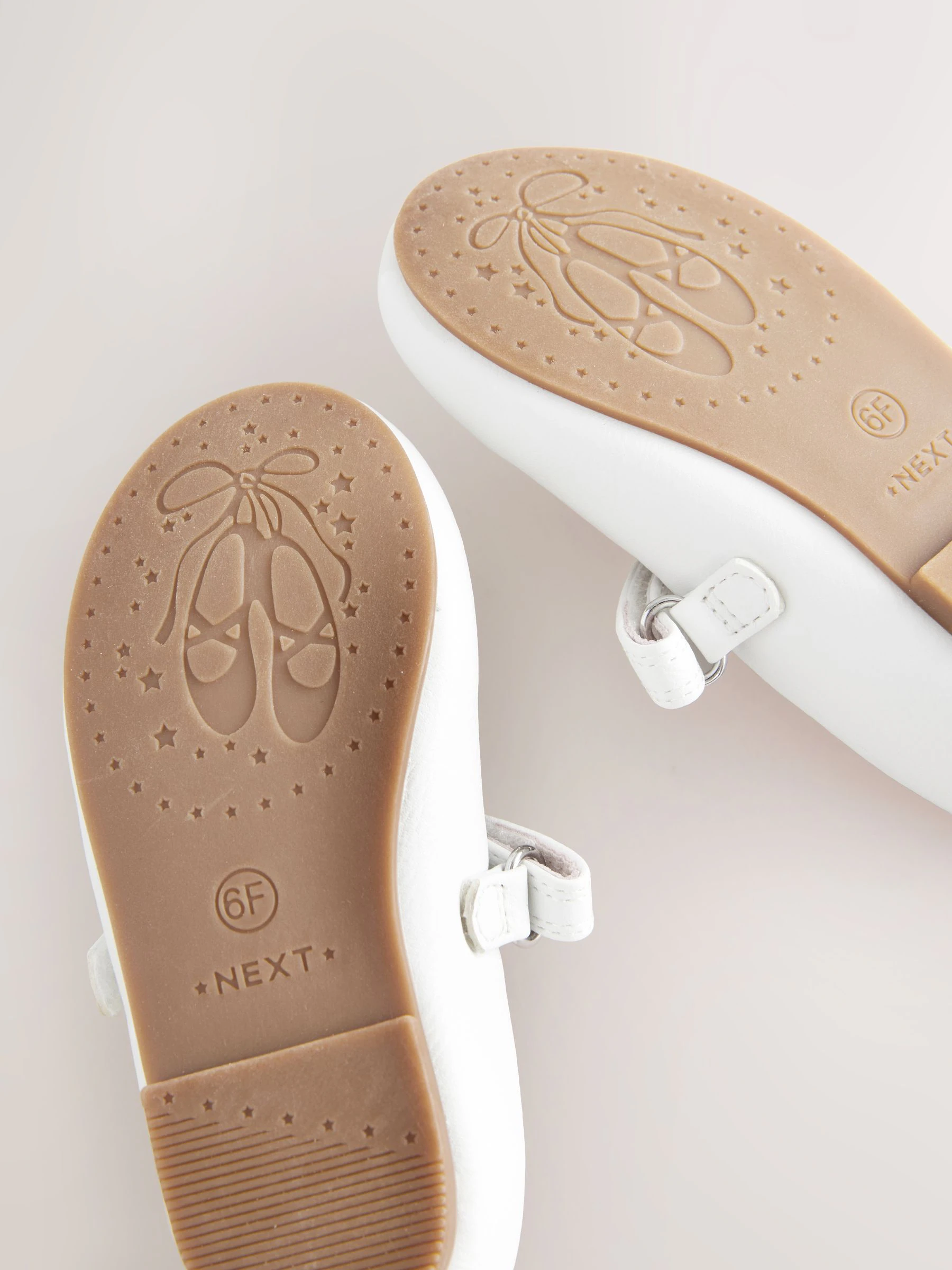 Wit - Mary Jane gelegenheidsschoenen met klittenbandsluiting