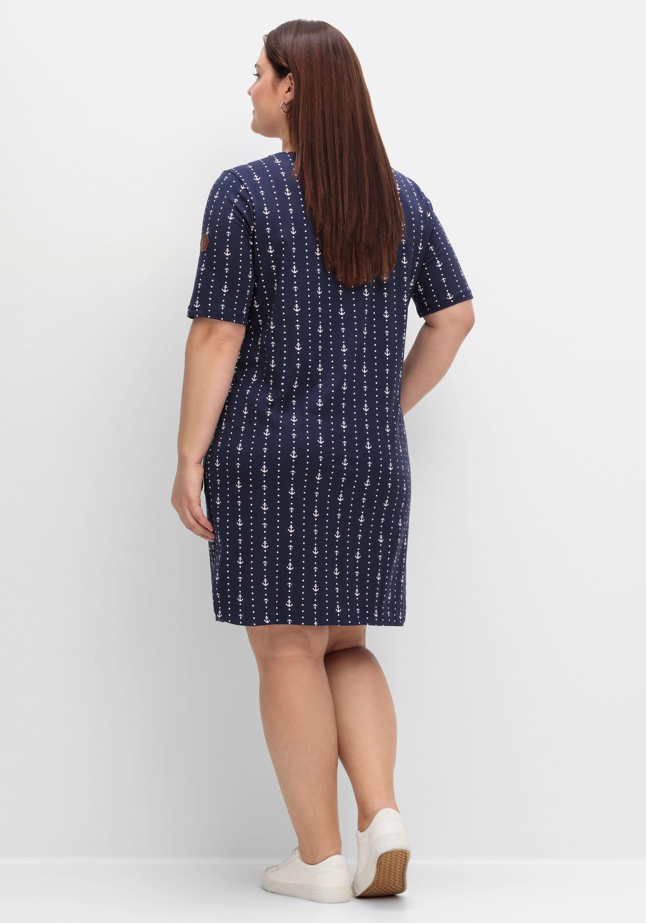 Jerseykleid mit maritimem Print und Taschen