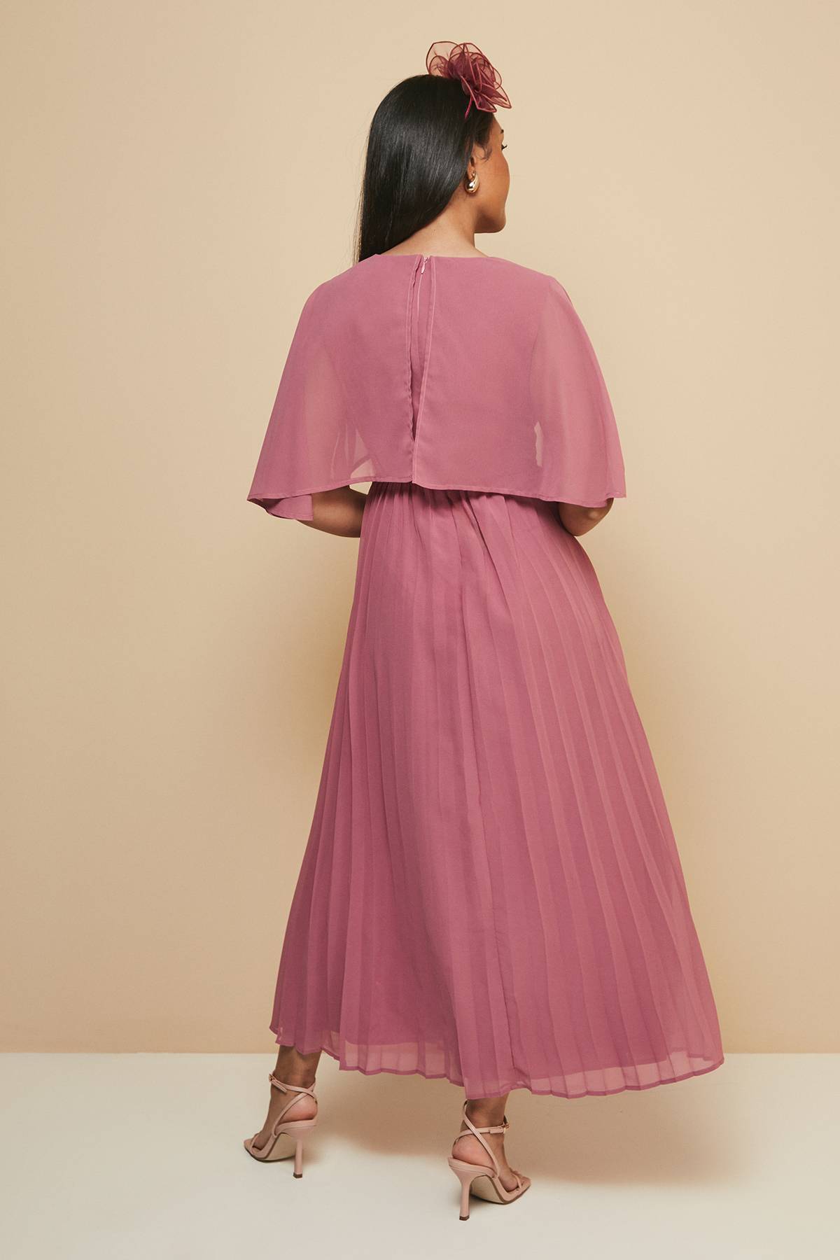 Wallis Robe Midi Petite à Manches Cape Plissées