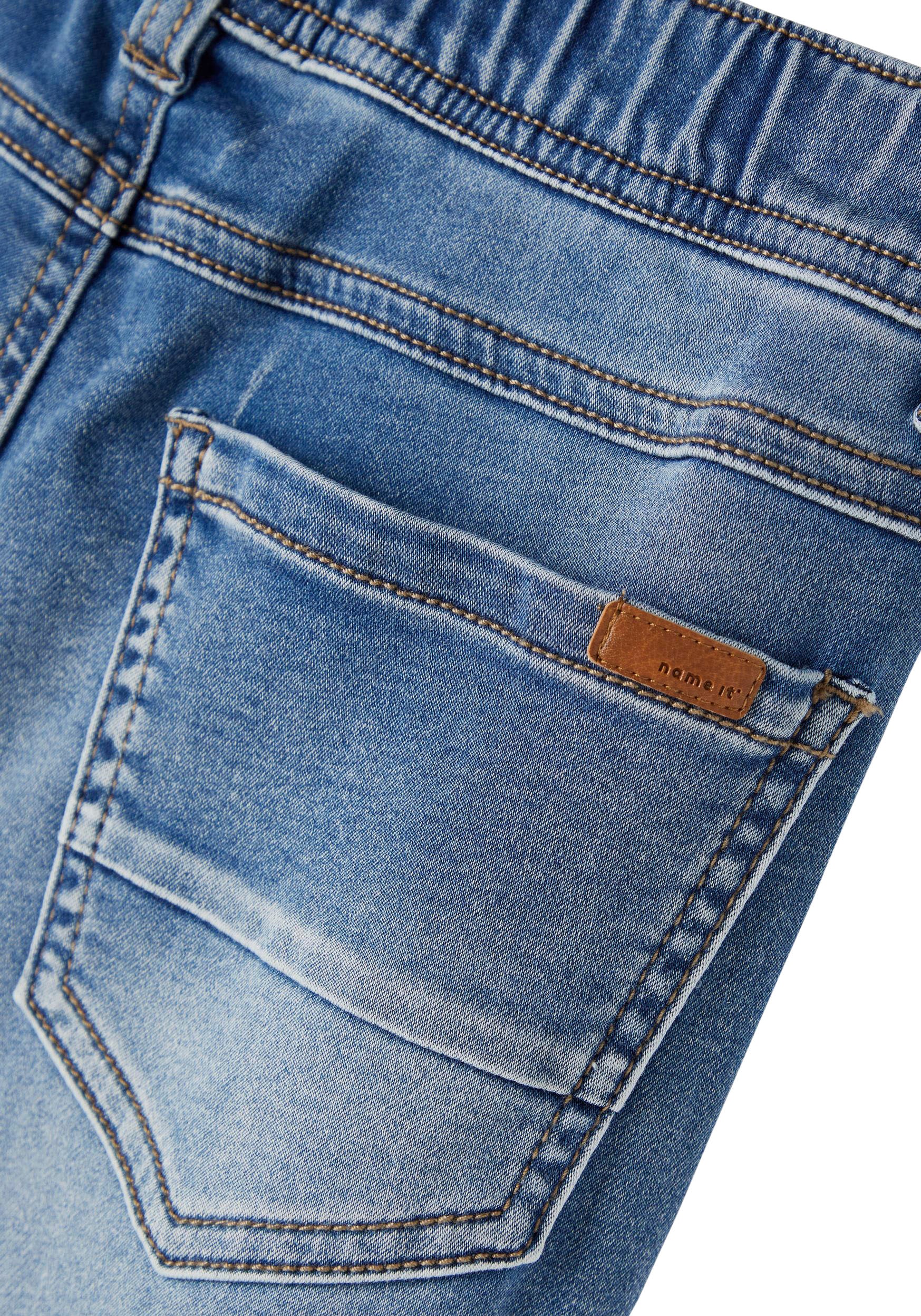 Name It Schlupfjeans »NKMROBIN für Jungen mit Bindeband und elastischem Denim«, lässig geschnitten, Denim, Abriebeffekte, angesetztes Bündchen