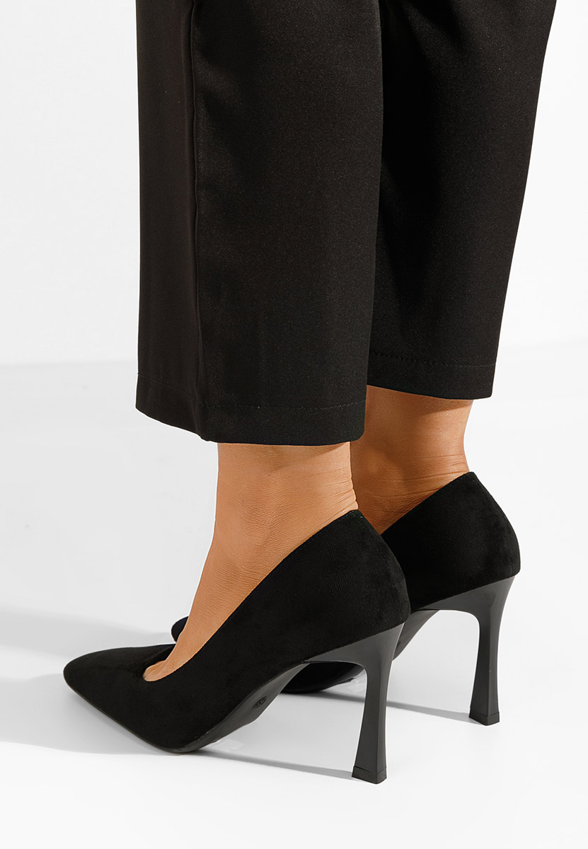 Chaussures à talon fin noirs Vuria