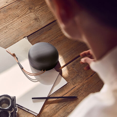 B&O Beosound A1 2nd Gen – exclusieve Bluetooth-luidspreker Goud