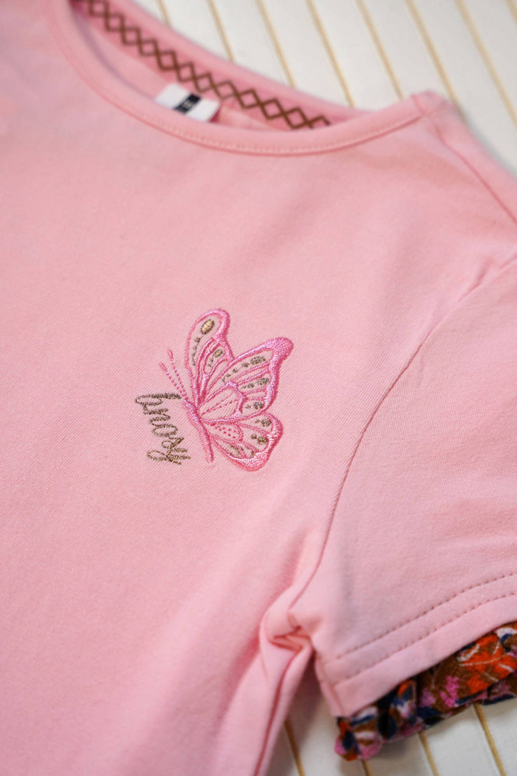 B.Nosy T-shirt met contrastbies zachtroze/oranje