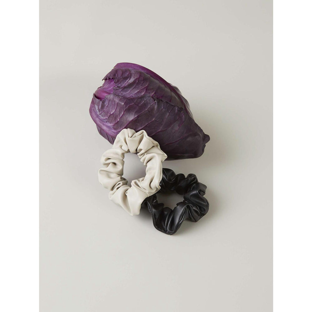 Køb Name It Black W. Kelp Nipu 2-Pak Scrunchie