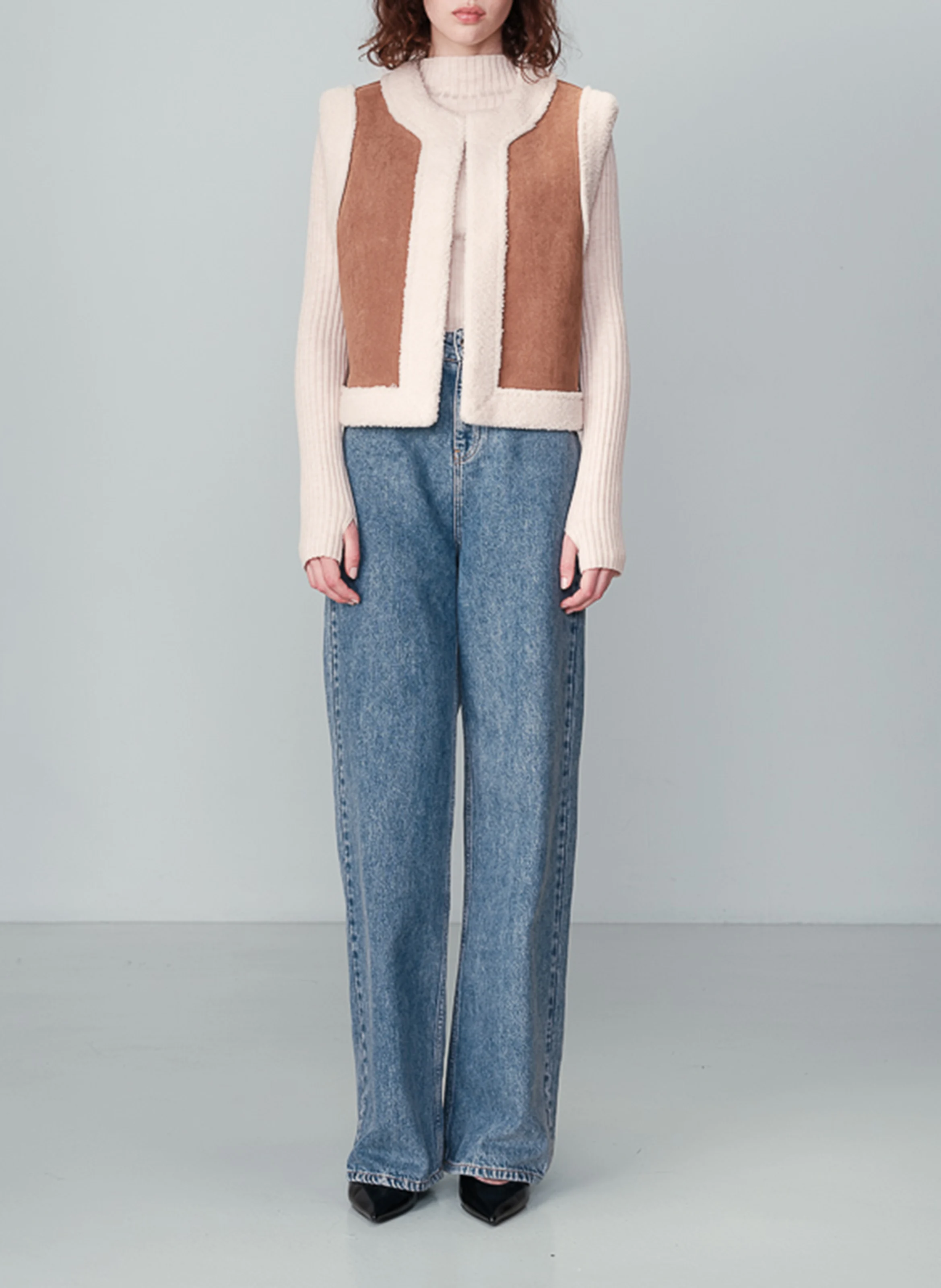 NOE - Veste sans manches col rond droite | Marron