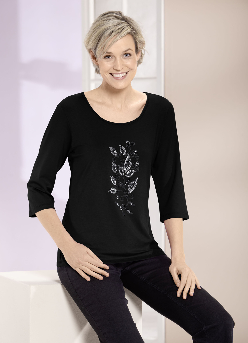 Shirt mit Strasssteinen in 2 Farben
