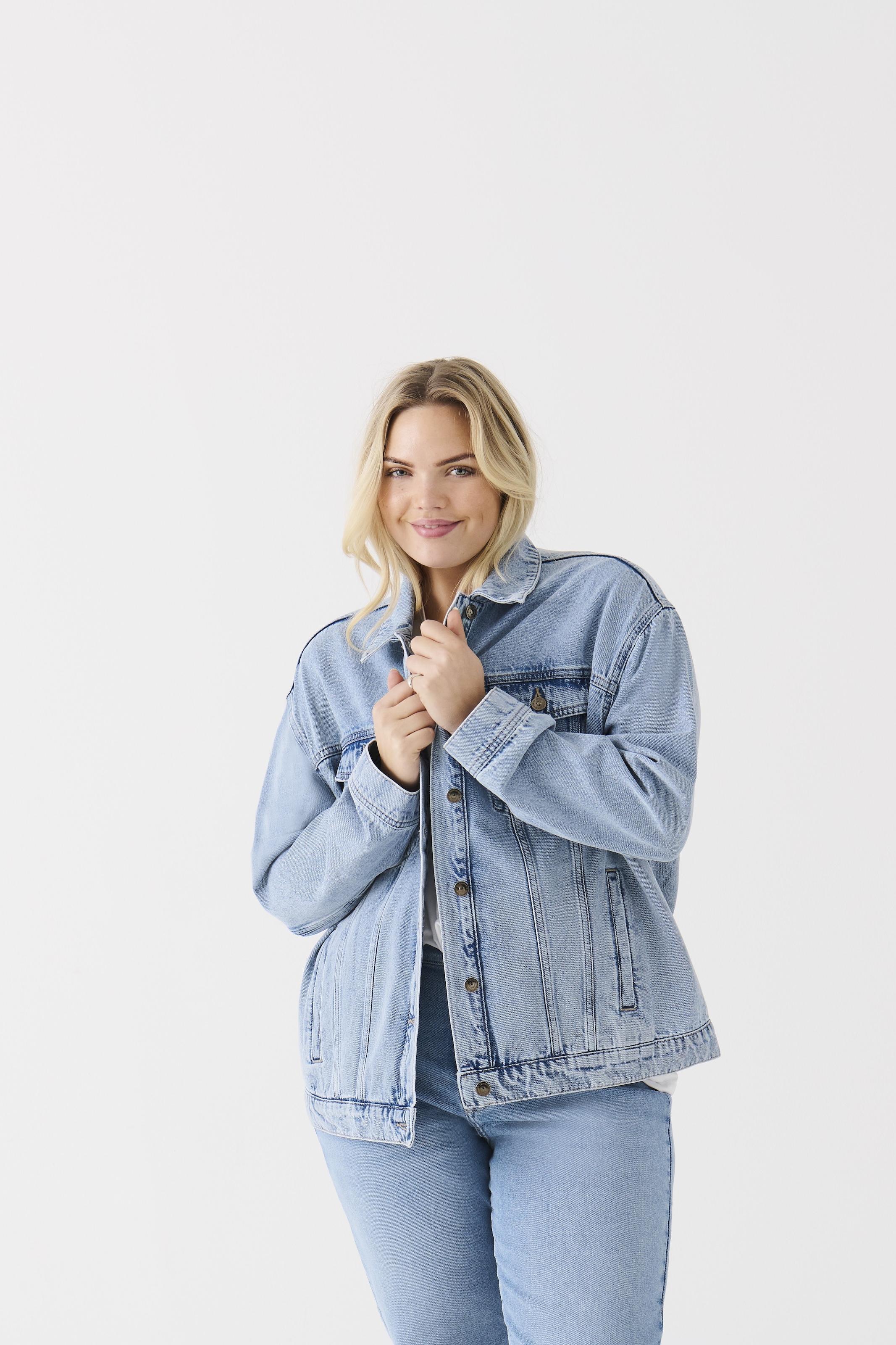 ONLY CARMAKOMA Jeansjacke »CAROCEAN L/S OVERSIZE JKT DNM NOOS«