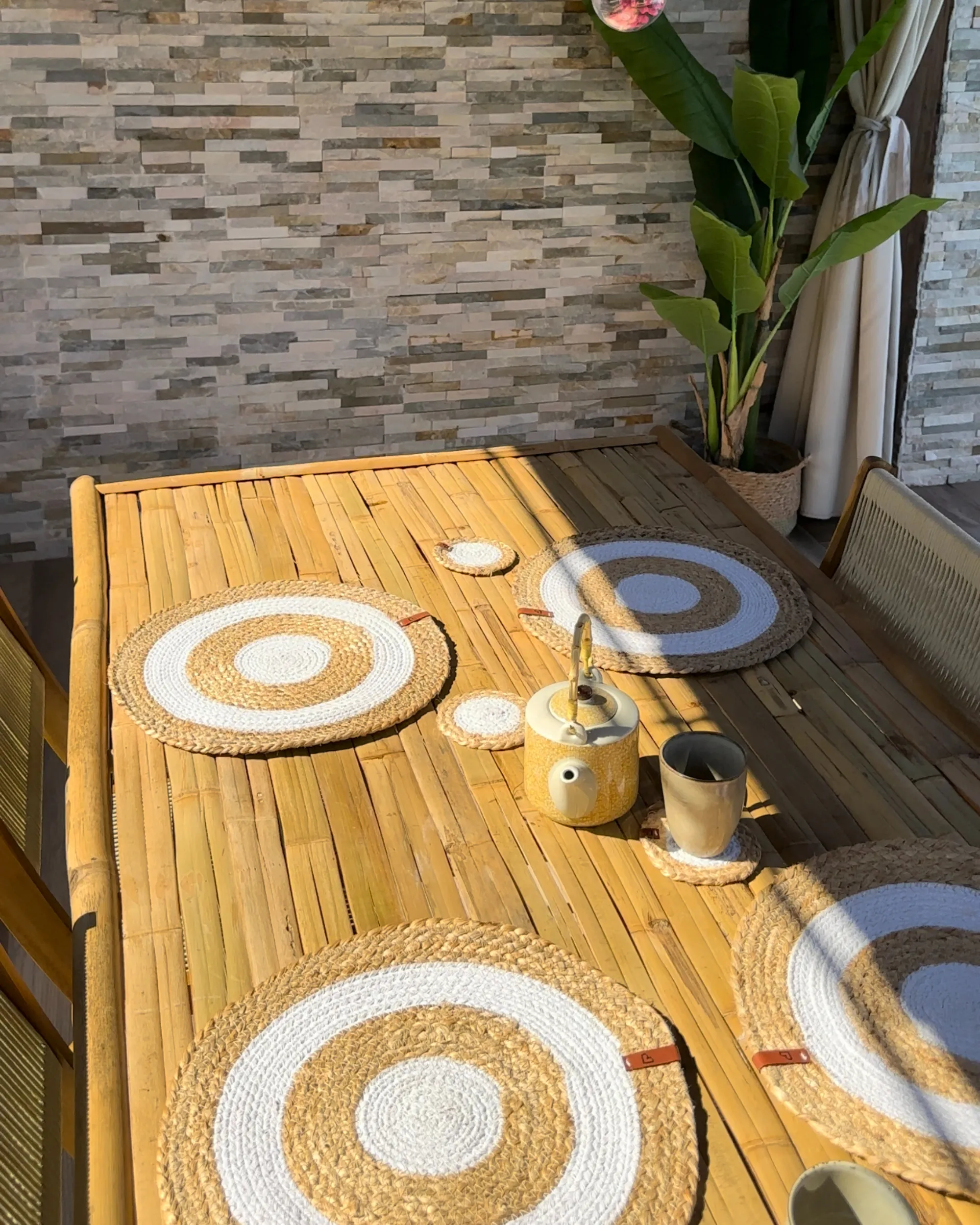 Placemats en onderzetters set TUMERIC Natuurlijk Jute