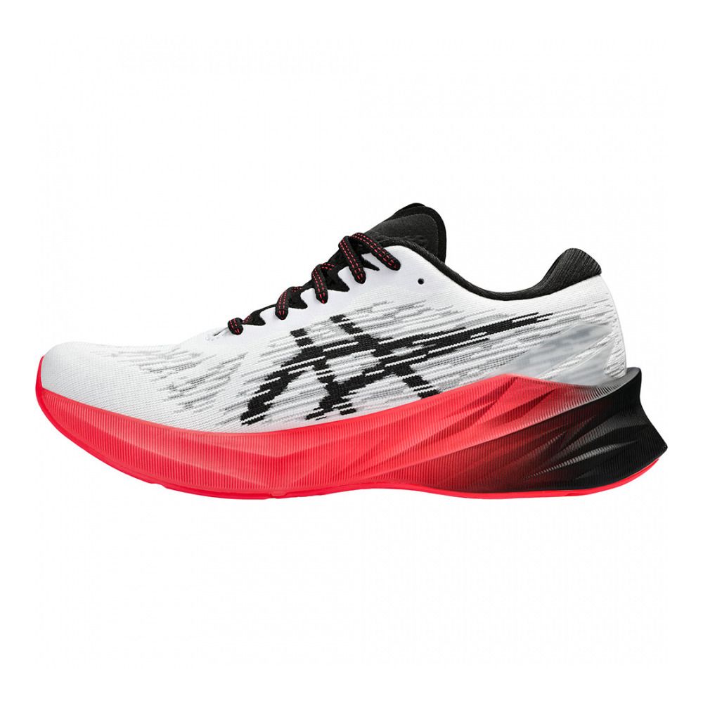Asics NOVABLAST 3 - Chaussures running Homme white/black