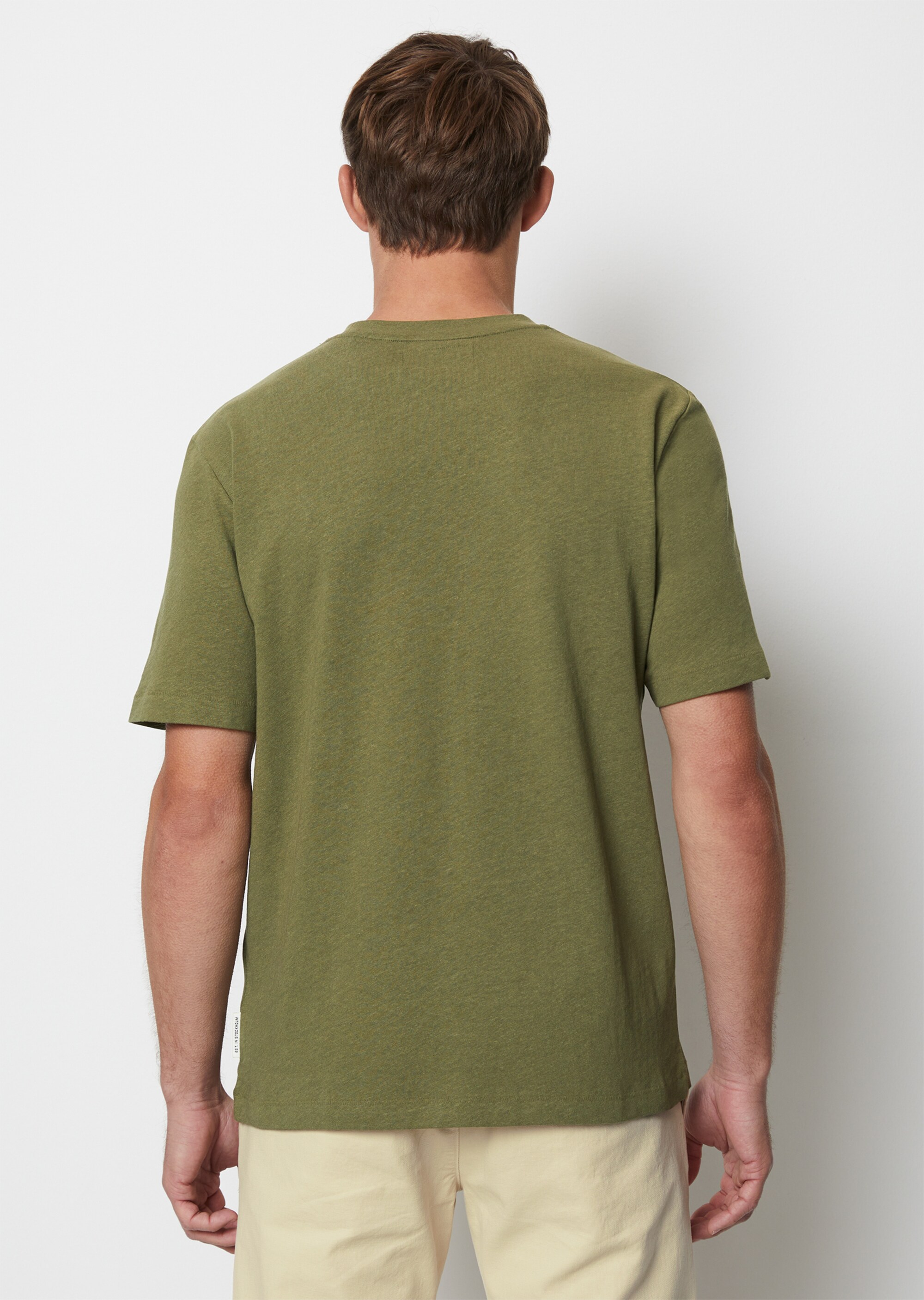 T-Shirt regular aus Bio-Baumwolle und Leinen